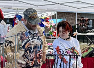 Cold weather no deterrent at Winter Market