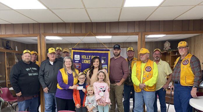 Holly Pond Lions donate remaining $2K for local family’s Diabetic Alert Dog