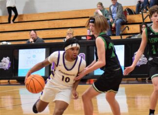 PREP BASKETBALL: Hanceville handles Ashville 85-60, Lady Bulldogs fall 39-34