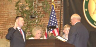 Gentry inauguration draws crowd
