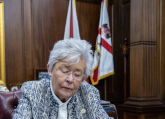 Ivey signs 3 executive orders