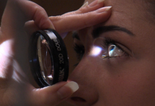 Double vision: Causes, symptoms and treatment