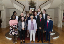Ivey encourages AL college students to apply for Governor’s Office Internship Program
