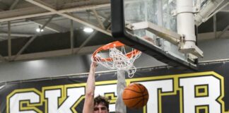 PREP BASKETBALL: Cullman cruises past Clay-Chalkville 64-37, advances to NW Regional