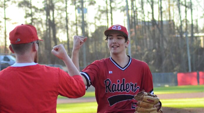 PREP BASEBALL: Raiders collect 10-6 win at Vinemont