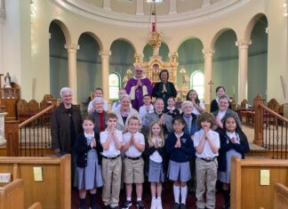 Sacred Heart students meet pen pals at 1st confession