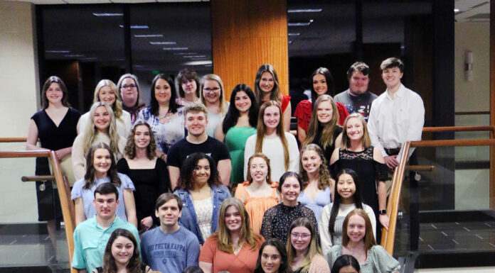 WSCC PTK Alpha Chi Tau Chapter inducts new members