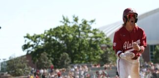 Rivalry series clinched as Alabama downs Auburn, 6-1, on Sunday