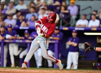 Alabama falls in high-scoring affair with top-ranked LSU, 13-11