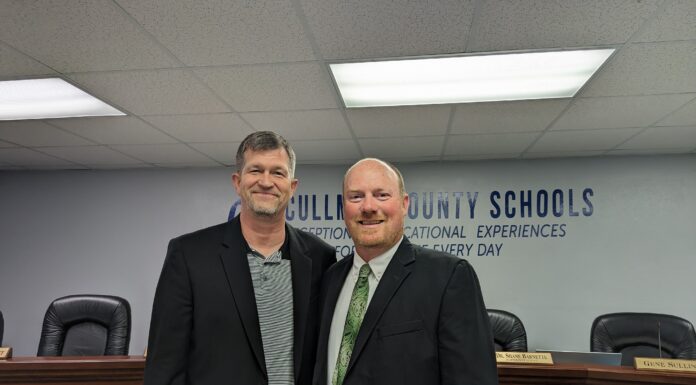 CCBOE names Ayers HPHS principal, approves joining social media litigation