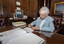 Ivey reports rebate checks on way to 1.9 million Alabama tax filers