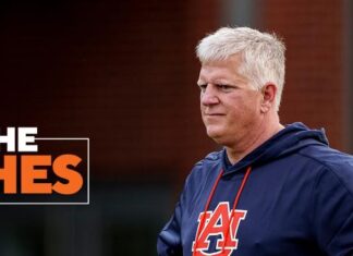 Meet the Coaches: Auburn defensive coordinator Ron Roberts