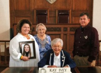 Family of Holly Pond’s Leah Grace Tarvin joins Ivey for distracted driving bill signing