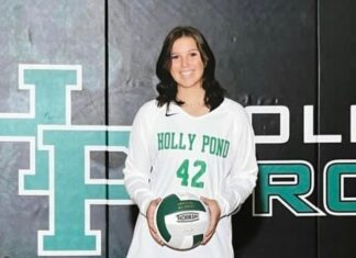 PREP VOLLEYBALL: ‘Be great people on and off the court’: Holly Pond’s Madi Brown recaps junior year