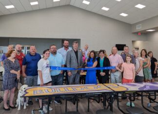 Hanceville Elementary School cuts ribbon on new cafeteria, classrooms