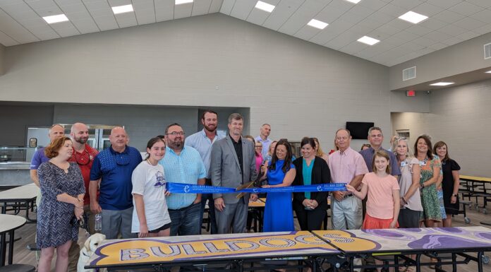 Hanceville Elementary School cuts ribbon on new cafeteria, classrooms