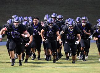 PREP FOOTBALL: Hanceville handles Lawrence County for homecoming 32-17