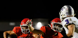 PREP FOOTBALL: Vinemont drops region battle with Susan Moore 35-16