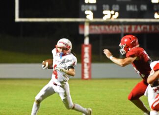 PREP FOOTBALL: Good Hope pulls away to top Vinemont 39-20