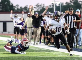 PREP FOOTBALL: Hanceville drops region opener at No. 8 Oneonta 43-24