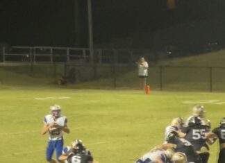 PREP FOOTBALL: Addison drops tight game at Hackleburg 32-28