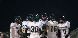 PREP FOOTBALL: Holly Pond hangs on to top Cleveland 34-26