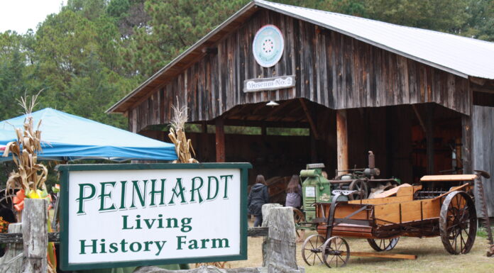 2,200-plus visit Peinhardt Farm Days