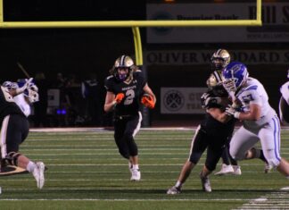 PREP FOOTBALL: Cullman caps regular season with 42-10 win over Etowah