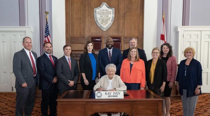 EES Principal Melanie Harris honored by Ivey for National Principals Month
