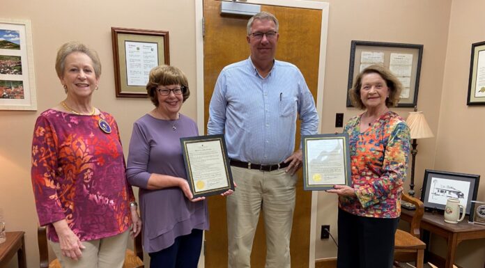 Jacobs proclaims October Alpha Delta Kappa Month in Cullman