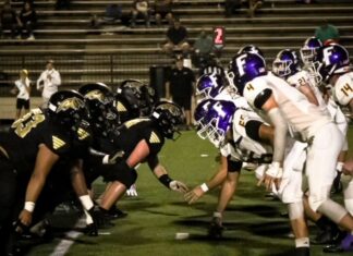 PREP FOOTBALL: No. 6 Fairview falls at No. 10 Russellville 31-14