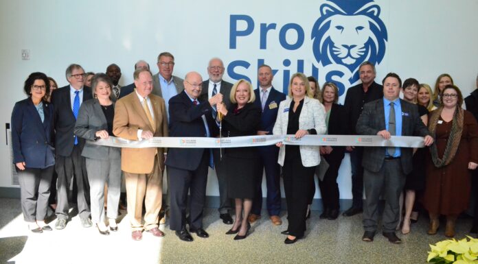 Wallace State cuts ribbon on Workforce Training Center