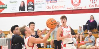 PREP BASKETBALL: Vinemont Eagles, Lady Eagles collect wins over St. Bernard