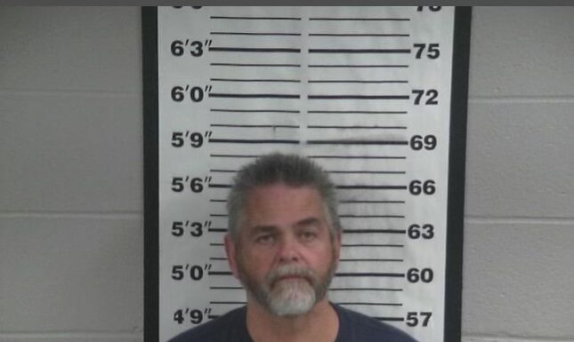 Hanceville Mayor Kenneth Nail indicted on charges of using office for personal gain