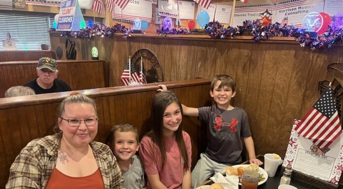 Brandin’ Iron Veterans Day Dinner feeds 1.3K