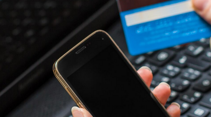 FEMA cautions holiday shoppers against online scams