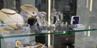 Gold Rush Jewelers opens in new location