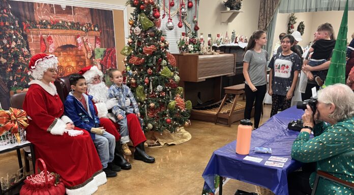 Baileyton seniors see massive turnout at annual community Christmas celebration