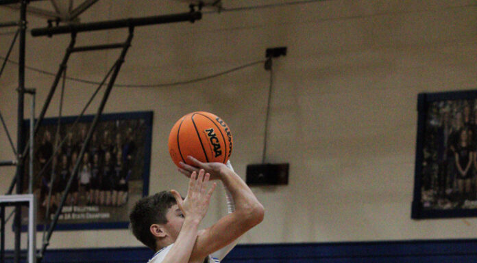 PREP BASKETBALL: Addison picks up 61-35 win over Curry, Lady Bulldogs fall 38-29