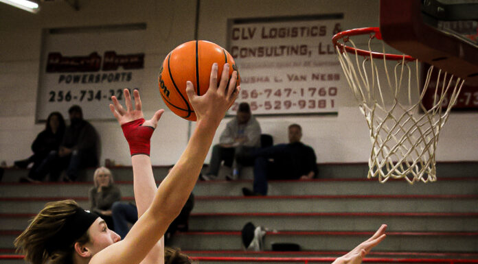 PREP BASKETBALL: Addison downs Vinemont on the road 49-39, Lady Eagles collect 65-33 win