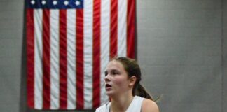 PREP BASKETBALL: Bearcats down D.A.R. 66-59, Sharpe’s 32 leads Lady Bearcats to 60-21 win