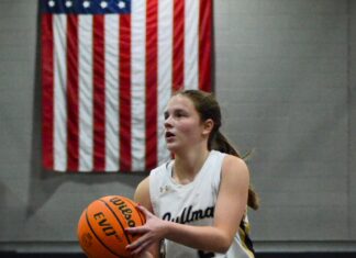 PREP BASKETBALL: Bearcats down D.A.R. 66-59, Sharpe’s 32 leads Lady Bearcats to 60-21 win