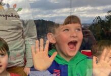 Elks Lodge spreads Christmas love