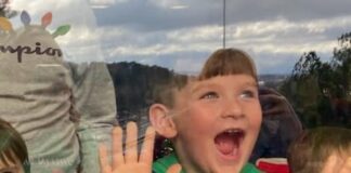 Elks Lodge spreads Christmas love