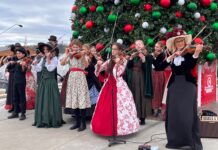 Music City Strings comes to Christkindlmarkt