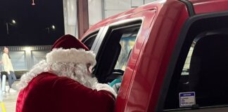 Baileyton hosts 4th annual Christmas Drive-Thru