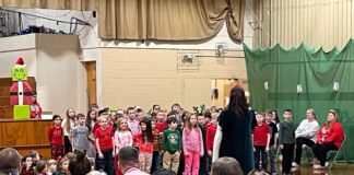 Vinemont Elementary hosts ‘Christmas Around the World’