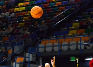 PREP BASKETBALL: Raiders race past J.B. Pennington 101-58