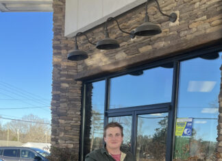 Hanceville Exxon ensures locals receive warm meals