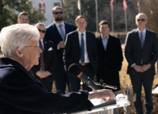 Ivey announces Port of Mobile’s nearly $100B impact on Alabama economy